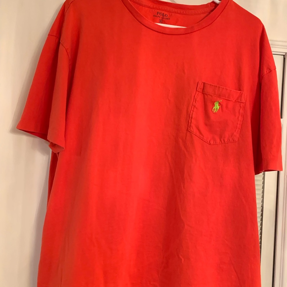 Men’s polo t-shirt